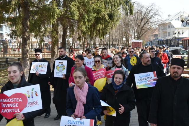 „Marșul pentru viață” – 2022: Cum a fost la Piatra Neamț, Botoșani, Dorohoi și Darabani
