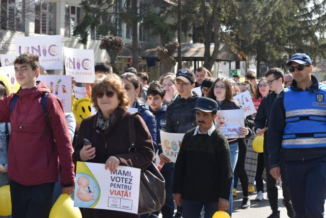 „Marșul pentru viață” – 2022: Cum a fost la Piatra Neamț, Botoșani, Dorohoi și Darabani