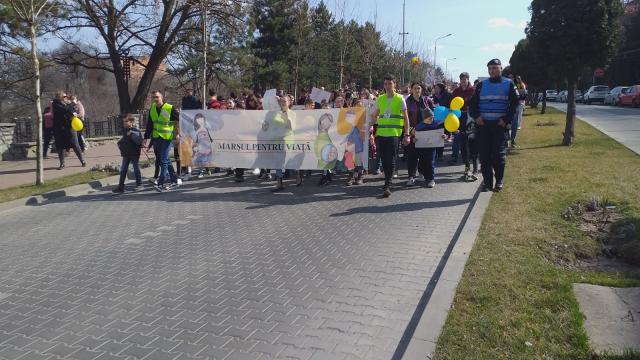 „Marșul pentru viață” – 2022: Cum a fost la Piatra Neamț, Botoșani, Dorohoi și Darabani