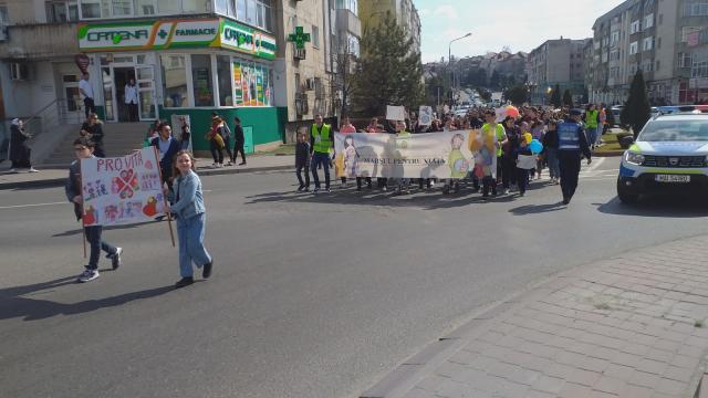 „Marșul pentru viață” – 2022: Cum a fost la Piatra Neamț, Botoșani, Dorohoi și Darabani