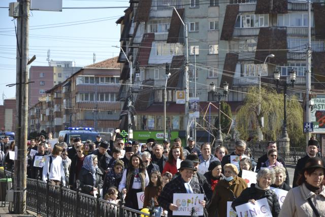 „Marșul pentru viață” – 2022: Cum a fost la Piatra Neamț, Botoșani, Dorohoi și Darabani