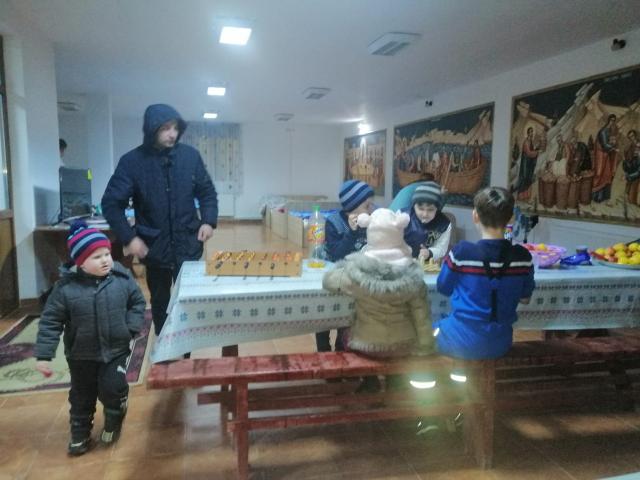 Parohia Dealu Mare – Dorohoi oferă cazare și masă pentru refugiați în Centrul Social-Pastoral „Sfântul Gheorghe”