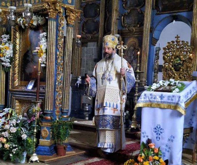 PS Părinte Nichifor Botoșăneanul, la Mănăstirea Miclăușeni: „Maica Domnului, în deplină libertate, a putut împlini planul din veac al lui Dumnezeu”