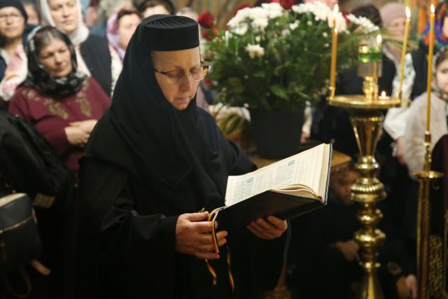 Bucuria Bunei Vestiri la Mănăstirea Durău: „Domnul S-a întrupat pentru ca omul să primească sălaș în inima Împărăției Cerurilor”