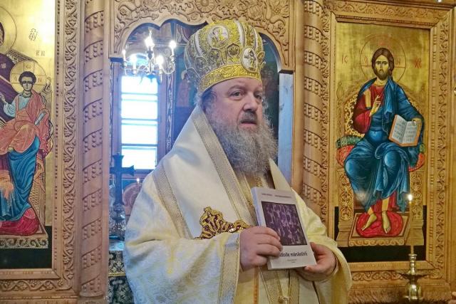 Cartea „Grădinile Mănăstirii”, lansată la Mănăstirea Voroneț