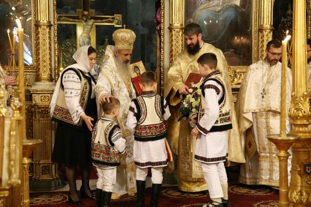 Duminica Sfântului Ioan Scărarul, la Iași: un arhidiacon al Catedralei Mitropolitane a fost hirotonit preot de către IPS Teofan