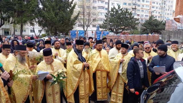 Pelerinaj de Florii la Botoșani: „Evanghelia să fie mărturisită cu dragoste, încredere, cinste și bucurie”