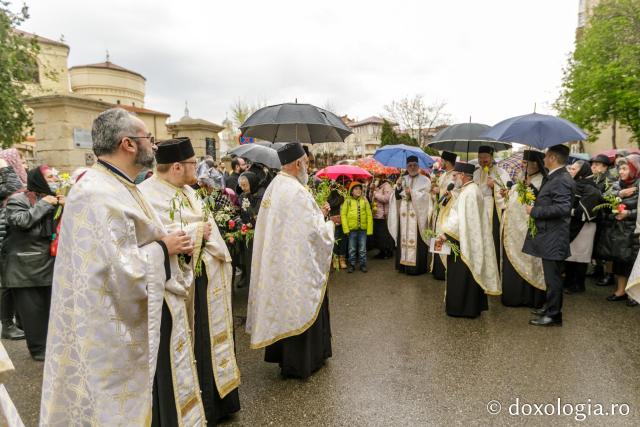 Pelerinajul de Florii, reluat la Iași după doi ani: „Semn că nu ne este rușine de identitatea noastră de creștini”