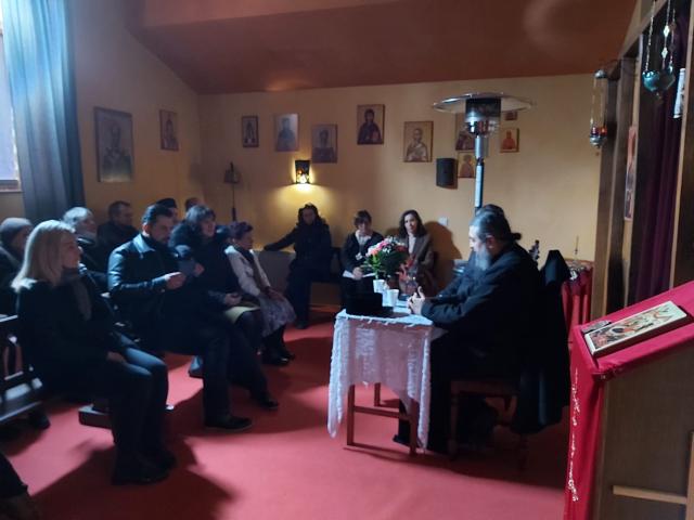 PS Părinte Nichifor Botoşăneanul, la Mănăstirea Godoncourt - Franța: „Prin spovedanie și rugăciunile de dezlegare, răul nu mai este lucrător”