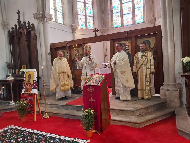 PS Părinte Nichifor Botoşăneanul, la Mănăstirea Godoncourt - Franța: „Prin spovedanie și rugăciunile de dezlegare, răul nu mai este lucrător”