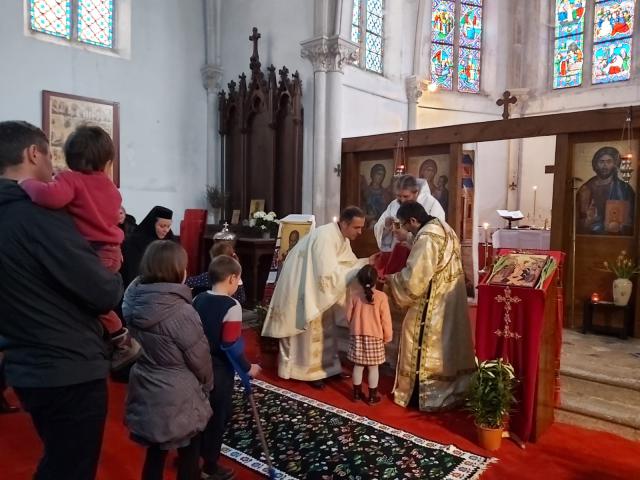 PS Părinte Nichifor Botoşăneanul, la Mănăstirea Godoncourt - Franța: „Prin spovedanie și rugăciunile de dezlegare, răul nu mai este lucrător”