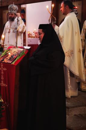PS Părinte Nichifor Botoşăneanul, la Mănăstirea Godoncourt - Franța: „Prin spovedanie și rugăciunile de dezlegare, răul nu mai este lucrător”