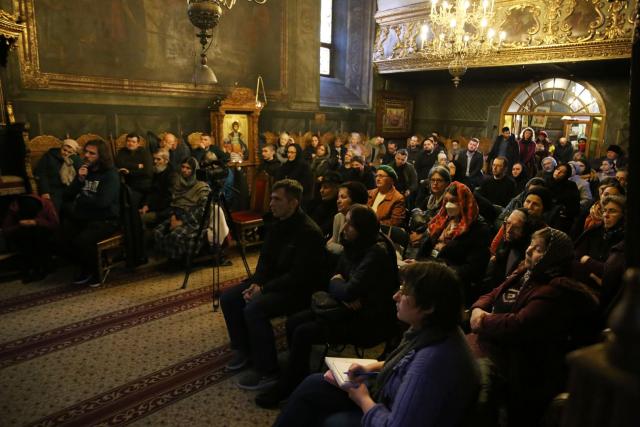 Preasfințitul Nichifor Botoșăneanul a vorbit despre exorcismul din Biserica Ortodoxă în cadrul „Serilor Talpalari”