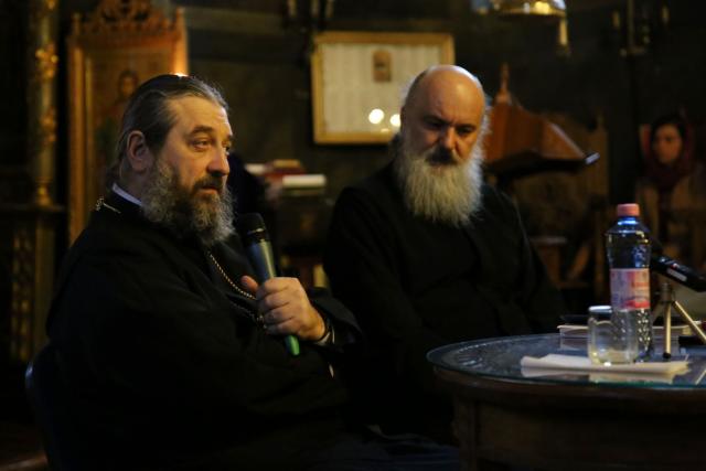 Preasfințitul Nichifor Botoșăneanul a vorbit despre exorcismul din Biserica Ortodoxă în cadrul „Serilor Talpalari”