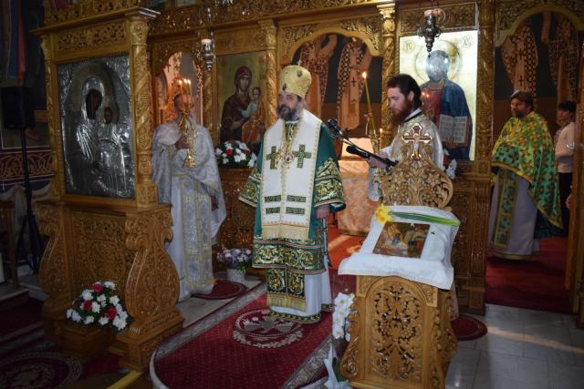 Slujbă arhierească la Parohia „Sfântul Ilie” din Protopopiatul Botoșani