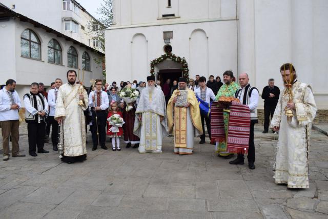 Slujbă arhierească la Parohia „Sfântul Ilie” din Protopopiatul Botoșani