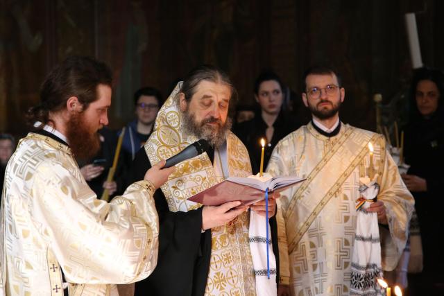 S-a împlinit un an de la trecerea la cele veșnice a lui Corneliu Muha, cel care a tipărit și a promovat manualele de religie ortodoxă în învățământul românesc