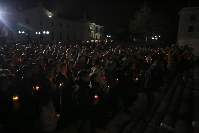 Învierea Domnului, celebrată în mod inedit anul acesta la Iași: slujbă și în limba slavonă pentru refugiații ucraineni