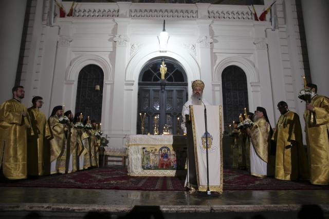 Învierea Domnului, celebrată în mod inedit anul acesta la Iași: slujbă și în limba slavonă pentru refugiații ucraineni