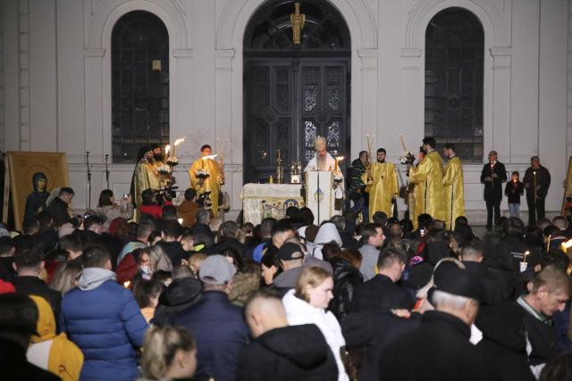 Învierea Domnului, celebrată în mod inedit anul acesta la Iași: slujbă și în limba slavonă pentru refugiații ucraineni