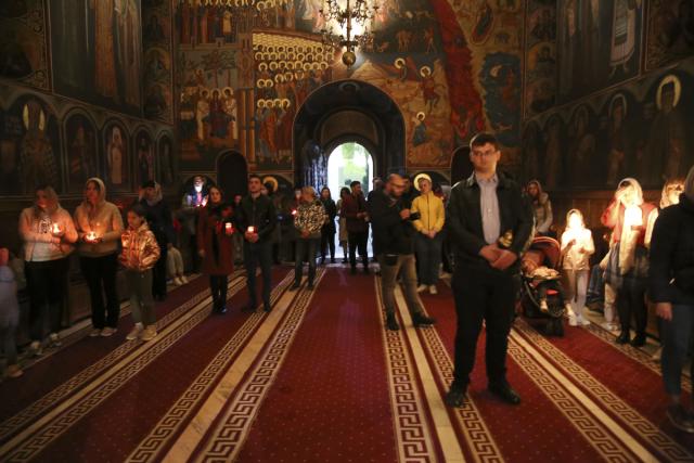 Învierea Domnului, celebrată în mod inedit anul acesta la Iași: slujbă și în limba slavonă pentru refugiații ucraineni