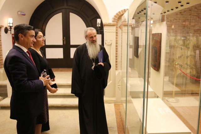 Expoziție dedicată ucrainenilor, la Muzeul mitropolitan din Iași: „Avem un fel de perihoreză, o întrepătrundere de sfințenie între regiunea noastră și Ucraina”