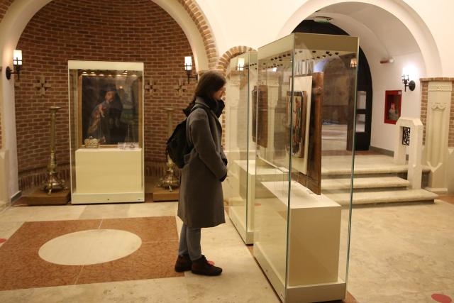 Expoziție dedicată ucrainenilor, la Muzeul mitropolitan din Iași: „Avem un fel de perihoreză, o întrepătrundere de sfințenie între regiunea noastră și Ucraina”