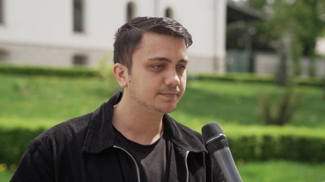 (Video) 2020, anul unui Paști în online – și, totuși, Hristos a înviat!