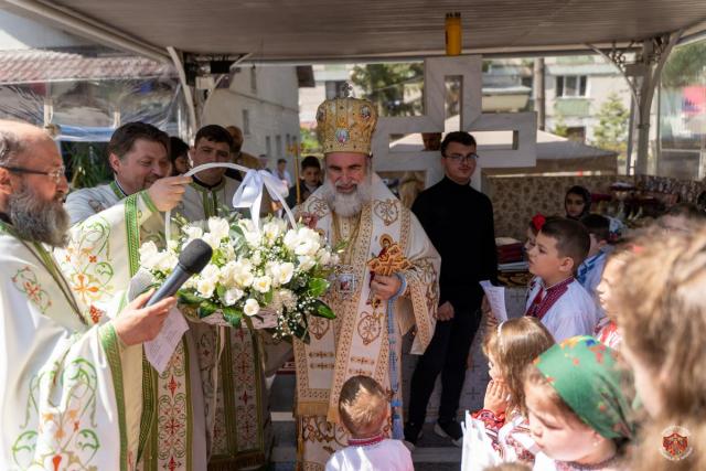 Prezenţă arhierească la Biserica „Sfântul Gheorghe” din Bacău