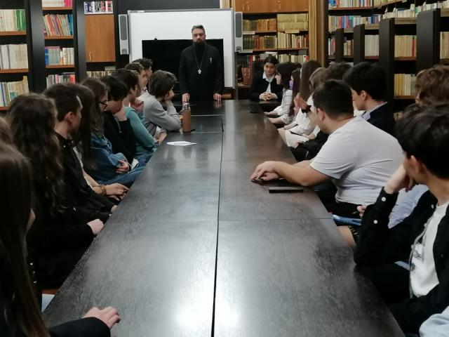 Ateliere în licee și seminarii în cadrul Simpozionului Internațional „Dumitru Stăniloae” - 2022