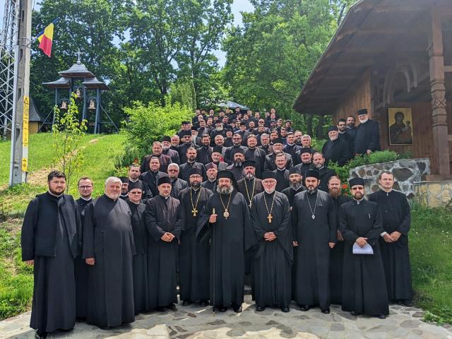 La Mănăstirea Sângeap-Basaraba a avut loc Conferința preoțească pentru clericii din Protopopiatul Hârlău