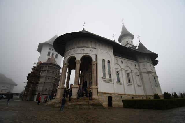 Primul hram din anul calendaristic 2022, la Mănăstirea Hadâmbu