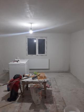 Șapte copii fericiți