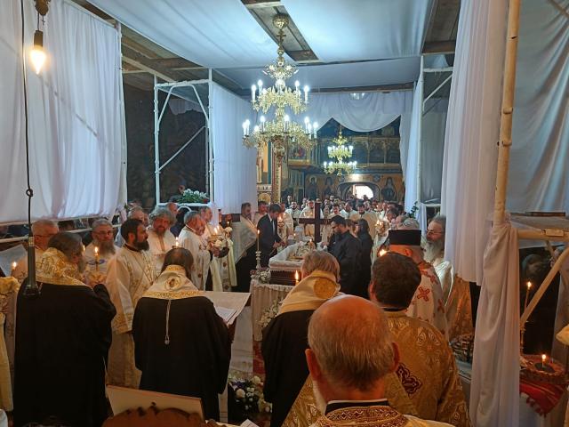 Părintele Ion Papuc de la Parohia „Sfântul Gheorghe” Piatra Neamț a fost înmormântat la cimitirul Pietricica