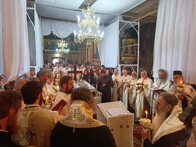 Părintele Ion Papuc de la Parohia „Sfântul Gheorghe” Piatra Neamț a fost înmormântat la cimitirul Pietricica