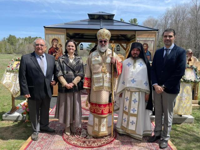 Hramul Mănăstirii „Sfântul Efrem cel Nou” de la Mono (Ontario)