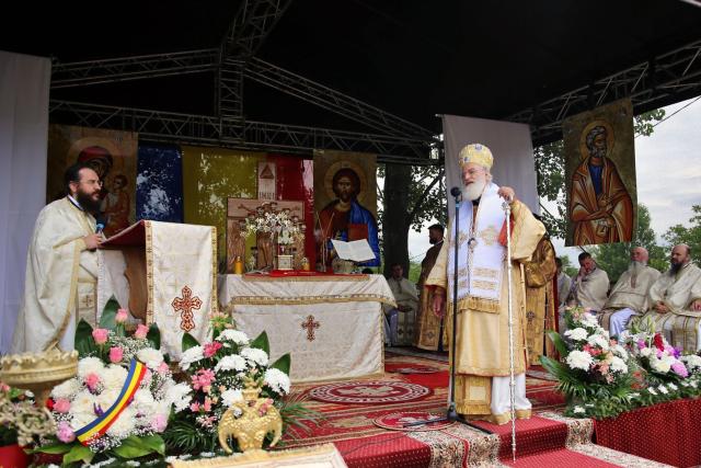 Mitropolitul Andreas, către credincioșii din Rusenii Noi: „Brațele Domnului sunt larg deschide și o inimă largă ne cuprinde pe toți”