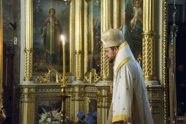 Preasfințitul Părinte Veniamin la Catedrală: „Ne împărtășim de prezența lui Hristos în viața noastră prin credință”