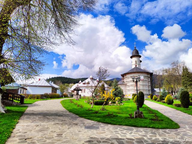 Mănăstirea Văratec