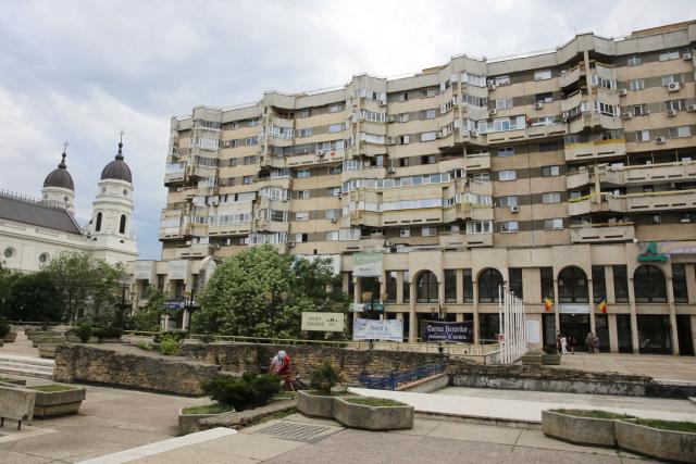 Policlinica „Providența” s-a extins: Noua incintă a fost binecuvântată de Părintele Mitropolit Teofan