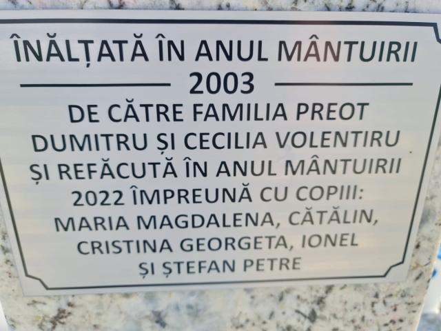 Troiță restaurată și sfințită la Botoșani: „Să luăm crucea și să îl urmăm pe Domnul nostru Iisus Hristos!”