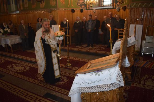 Slujbă misionară la Parohia „Duminica Tuturor Sfinților”, Corni I