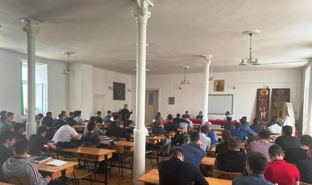 Facultatea de Teologie Ortodoxă „Dumitru Stăniloae” a găzduit cursurile a doi profesori de la Universitatea din Balamand, Liban