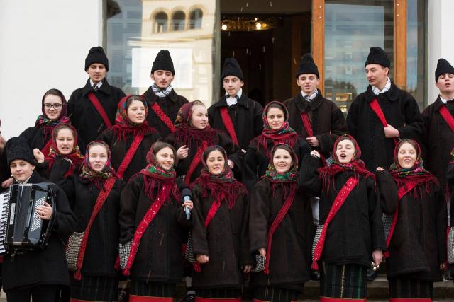 „Ai lui Ștefan, noi oșteni” – 12 ani de promovare a credinţei ortodoxe şi a tradiţiei româneşti