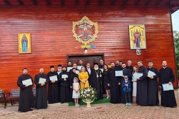 Atestate profesionale pentru preoții consilieri în adicții din Protoieria Bacău