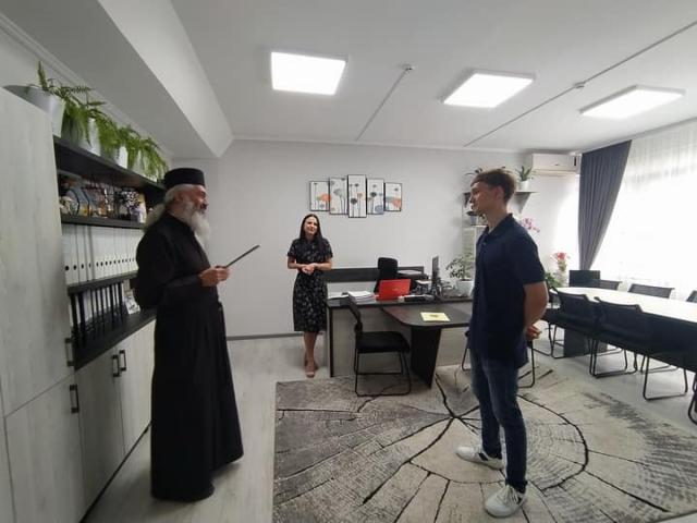 Diplome de apreciere pentru bursieri din partea Episcopiei de Bălți