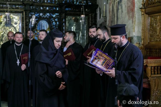 Cântări vechi de veacuri, interpretate în cadrul unui concert de muzică psaltică închinat Sfântului Ioan cel Nou #HramSuceava2022