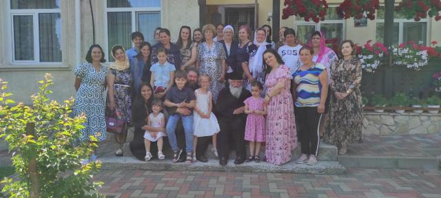 „Cu dragoste pentru mame” la Parohia „Sfântul Ilie” din Dorohoi