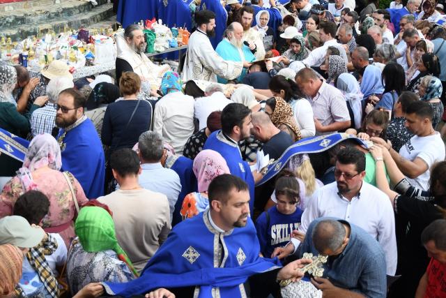 PS Nichifor Botoșăneanul a slujit Taina Sfântului Maslu la Mănăstirea Hadâmbu