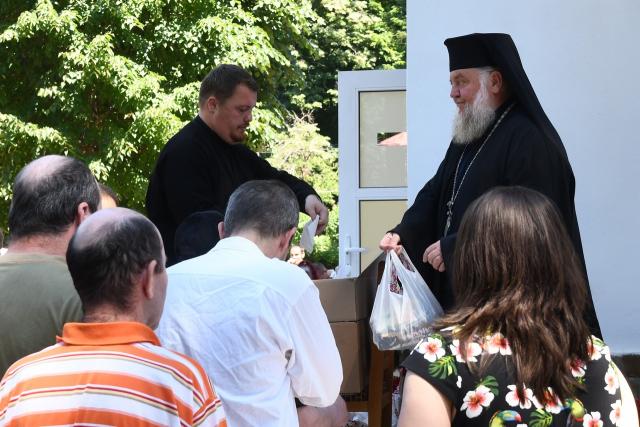 Spitalul de Psihiatrie şi pentru Măsuri de Siguranţă Pădureni – Grajduri şi-a cinstit ocrotitorii